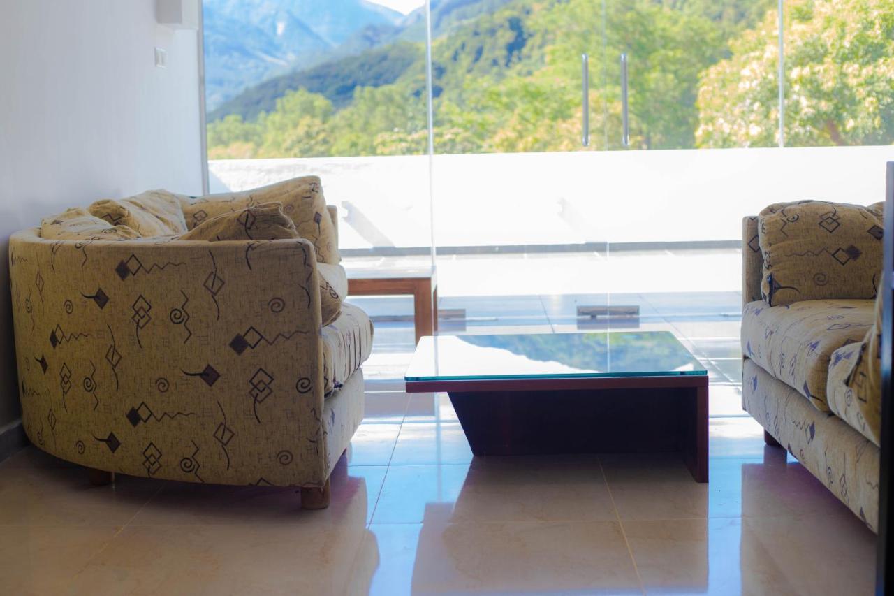 Crystal Riverston Deck มาตาเล ภายนอก รูปภาพ