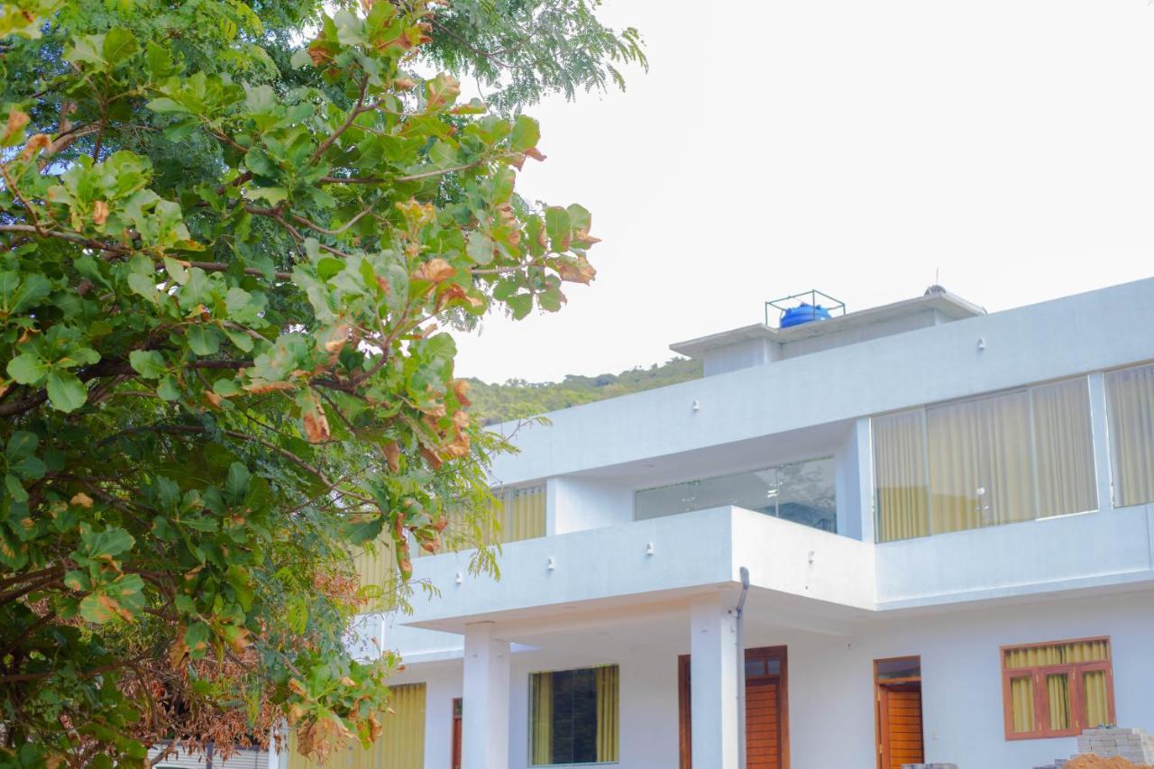 Crystal Riverston Deck มาตาเล ภายนอก รูปภาพ